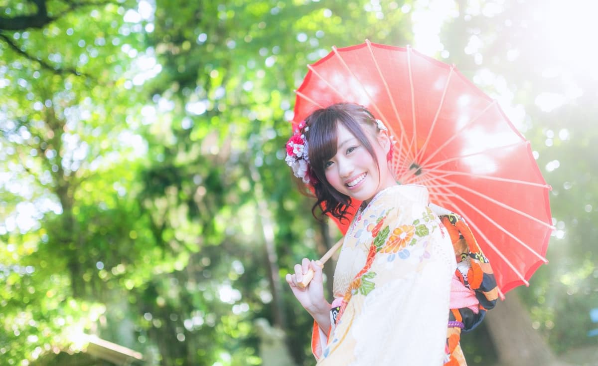 着物姿の少女